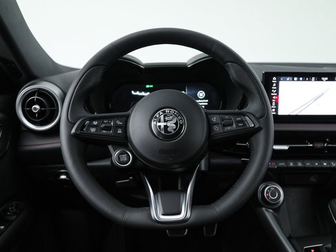 New 2026 Alfa Romeo Tonale Sprint w/ Red Premium Package image 24