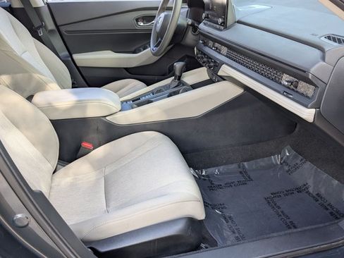 Used 2023 Honda Accord EX image 20