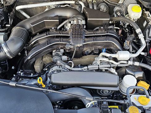 Used 2025 Subaru Forester Sport image 28