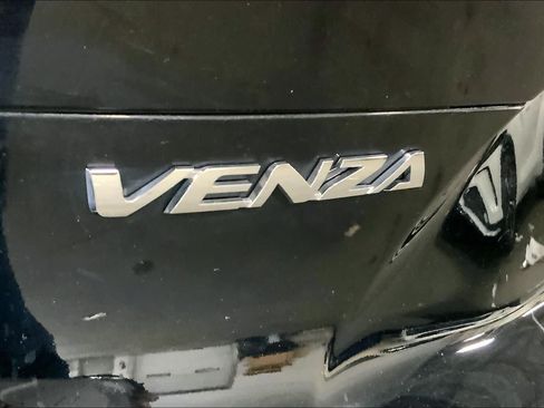 Used 2021 Toyota Venza LE w/ Carpet Mat Package (TMS) AWD/4WD image 31