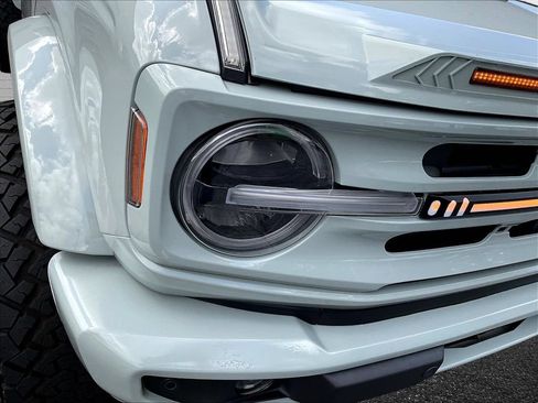 Used 2022 Ford Bronco Outer Banks AWD/4WD image 23