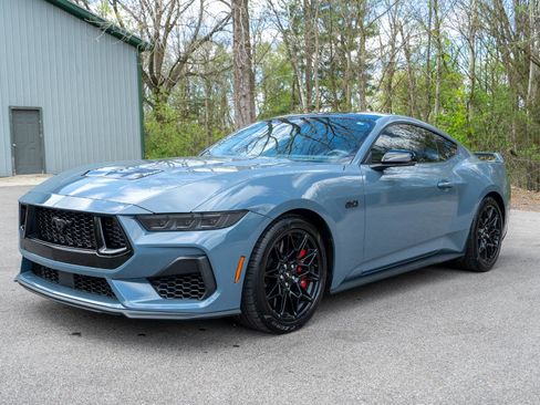 Used 2024 Ford Mustang GT Premium w/ GT Performance Package RWD image 7