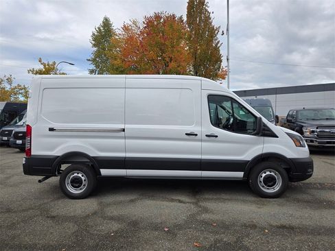 New 2026 Ford Transit 250 148 Medium Roof image 4