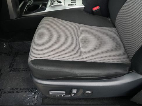Used 2024 Toyota 4Runner SR5 RWD image 23