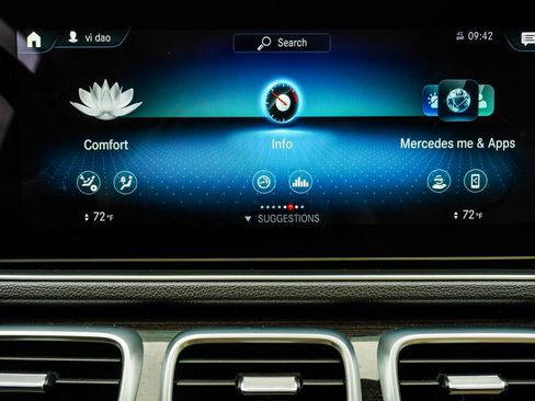 Used 2022 Mercedes-Benz GLE 350 GLE 350 w/ 3rd Row Seat Package image 26