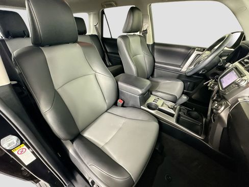 Used 2019 Toyota 4Runner SR5 Premium image 29
