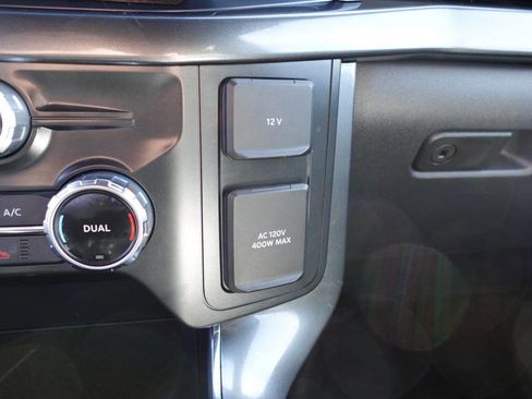 Used 2022 Ford F150 XLT w/ Equipment Group 302A High image 47