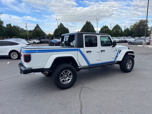 Used 2021 Jeep Gladiator Sport AWD/4WD image 5