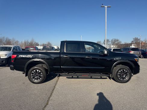 Used 2023 Nissan Titan PRO-4X image 4