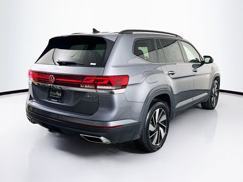 Used 2025 Volkswagen Atlas SE AWD/4WD image 9