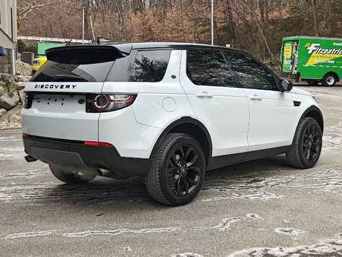 Used 2018 Land Rover Discovery Sport HSE image 4