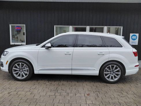 Used 2018 Audi Q7 3.0T Premium Plus image 2