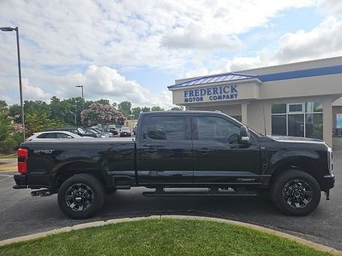 Used 2024 Ford F250 Lariat w/ Sport Appearance Package AWD/4WD image 3