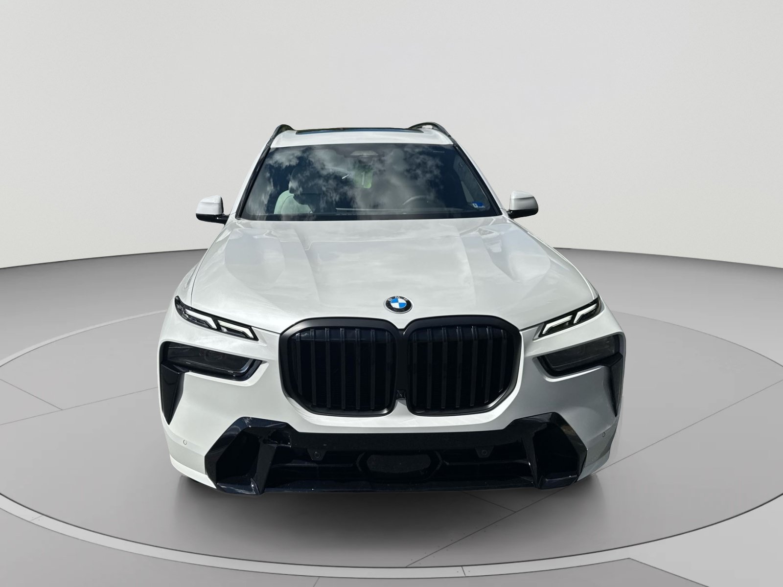 New 2027 BMW X7 xDrive40i w/ M Sport Package AWD/4WD image 4