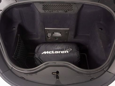 Used 2022 McLaren GT image 40
