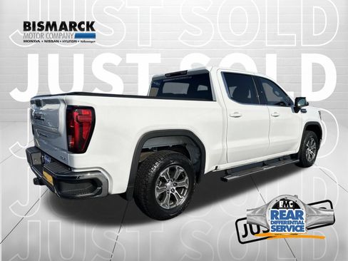 Used 2021 GMC Sierra 1500 SLE w/ Fleet Comfort Package AWD/4WD image 3