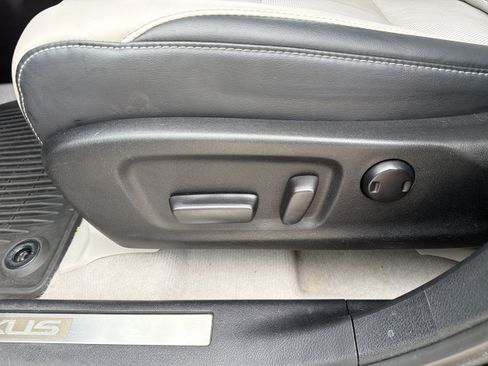 Used 2019 Lexus RX 350 FWD w/ Navigation Package image 25
