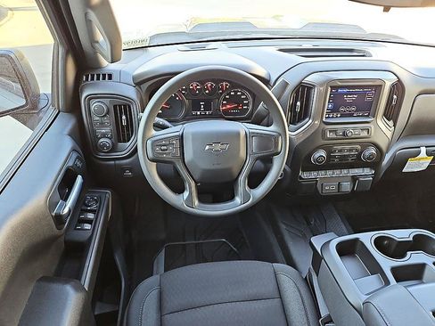 New 2026 Chevrolet Silverado 1500 Custom Trail Boss w/ LPO, Dark Essentials Package AWD/4WD image 12