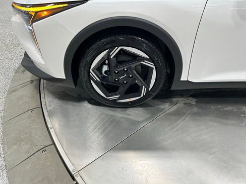 New 2026 Kia K4 EX FWD image 28