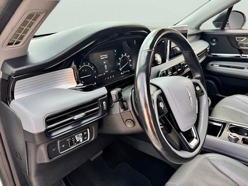 Used 2020 Lincoln Corsair Reserve w/ Appearance Package image 29