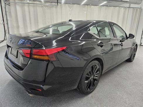 Used 2023 Nissan Altima 2.5 SR image 5