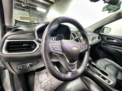 Used 2018 Chevrolet Equinox LT FWD image 10