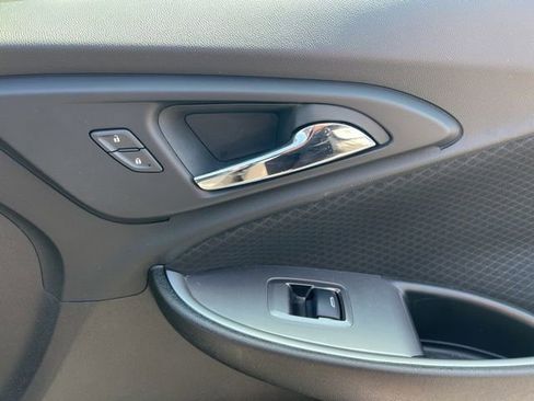 Used 2024 Chevrolet Malibu LT image 32