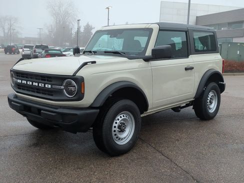 Used 2025 Ford Bronco 2-Door image 4