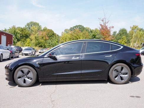 Used 2019 Tesla Model 3 Long Range image 4