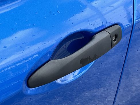 Used 2022 Nissan Kicks S w/ Interior Electronics Package FWD image 15
