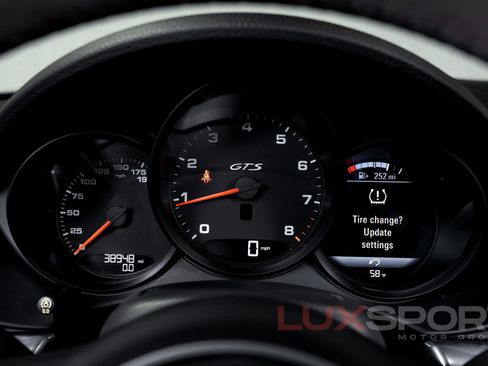 Used 2018 Porsche 718 Boxster GTS image 34