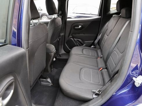 Used 2020 Jeep Renegade Latitude image 16