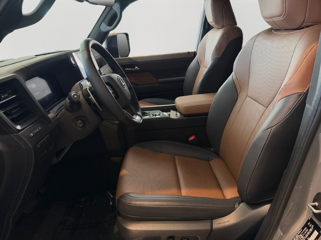 Certified 2025 Lexus GX 550 AWD/4WD image 16