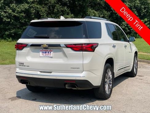 Used 2022 Chevrolet Traverse Premier AWD/4WD image 7