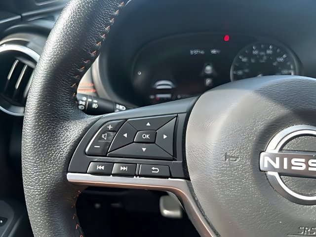Used 2023 Nissan Kicks SR w/ Interior Electronics Package FWD image 25