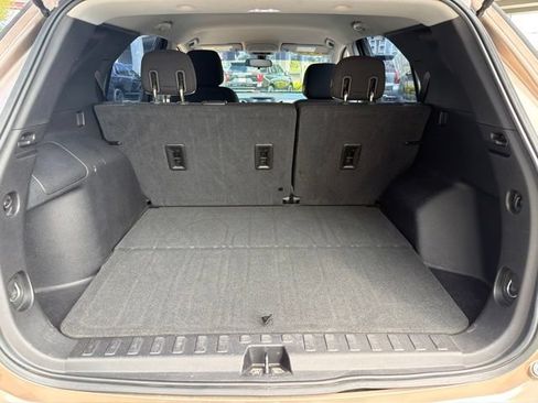 Used 2018 Chevrolet Equinox LS FWD image 18