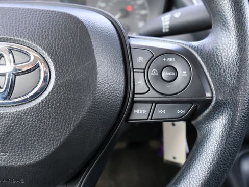 Used 2024 Toyota Corolla LE image 29