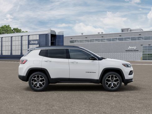 New 2026 Jeep Compass Limited AWD/4WD image 21