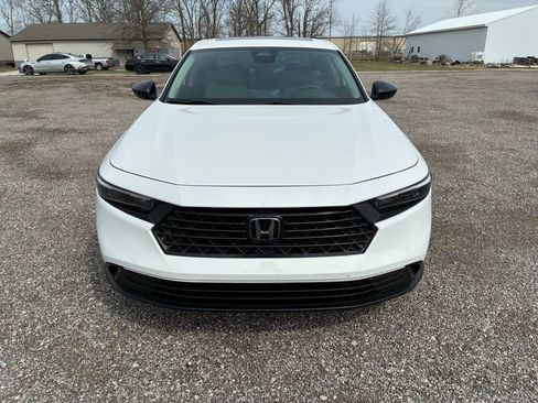 Used 2025 Honda Accord SE image 8
