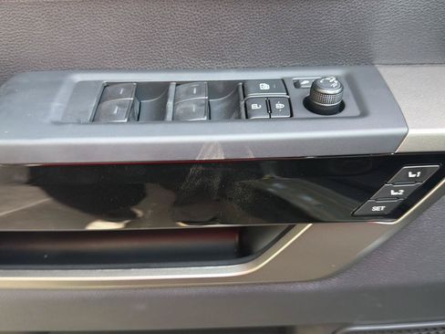 New 2026 Toyota Tundra Limited AWD/4WD image 12