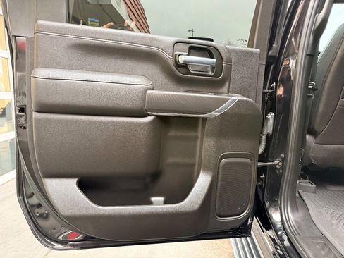 Used 2022 GMC Sierra 2500 AT4 w/ AT4 Premium Plus Package image 32