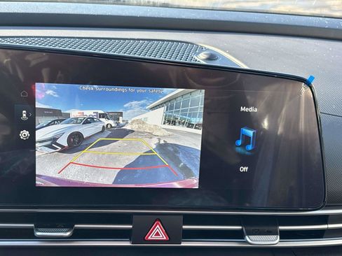 New 2026 Hyundai Elantra Limited FWD image 10