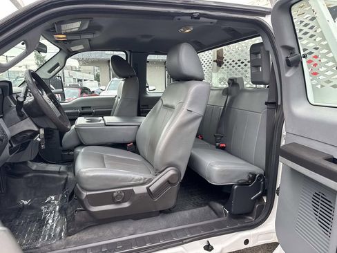 Used 2016 Ford F450 XL w/ Power Equipment Group image 17