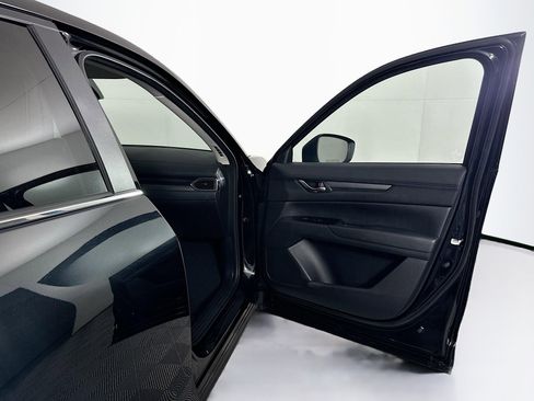 Used 2025 MAZDA CX-5 AWD 2.5 S w/ Preferred Package image 34