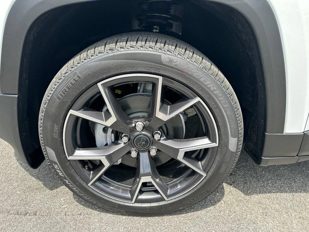 New 2026 Jeep Cherokee Overland AWD/4WD image 11