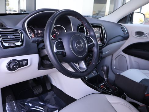 Used 2019 Jeep Compass Limited FWD image 12