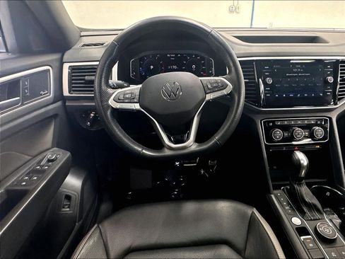 Used 2023 Volkswagen Atlas Cross Sport SEL Premium R-Line AWD/4WD image 11
