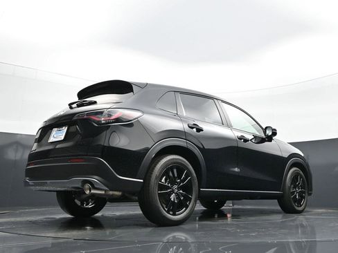 Used 2026 Honda HR-V Sport image 34