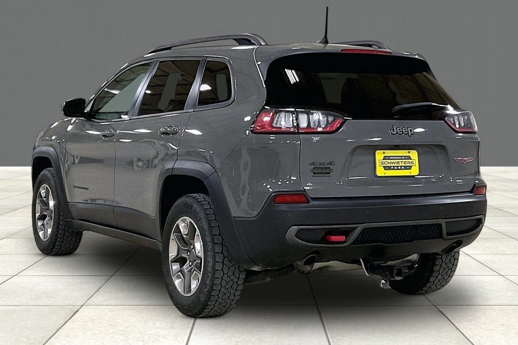 Used 2019 Jeep Cherokee Trailhawk w/ Cold Weather Group AWD/4WD image 11