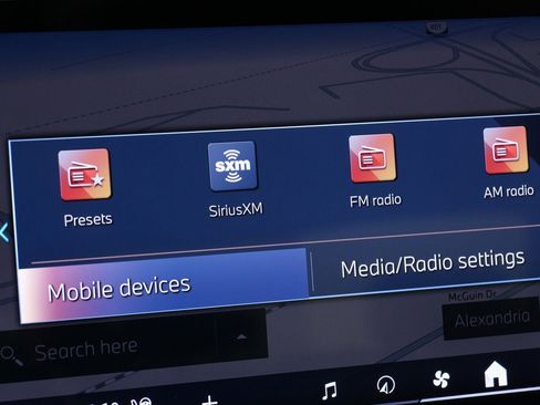 Used 2024 BMW 530i xDrive image 53